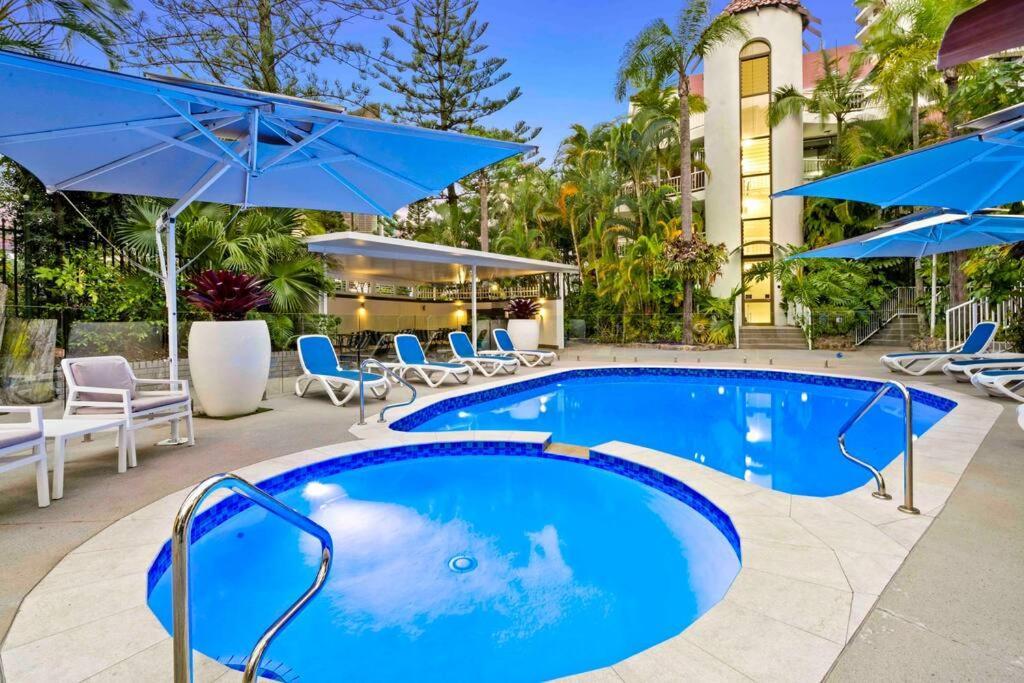 Surfers Paradise Beachside Retreat Gold Coast