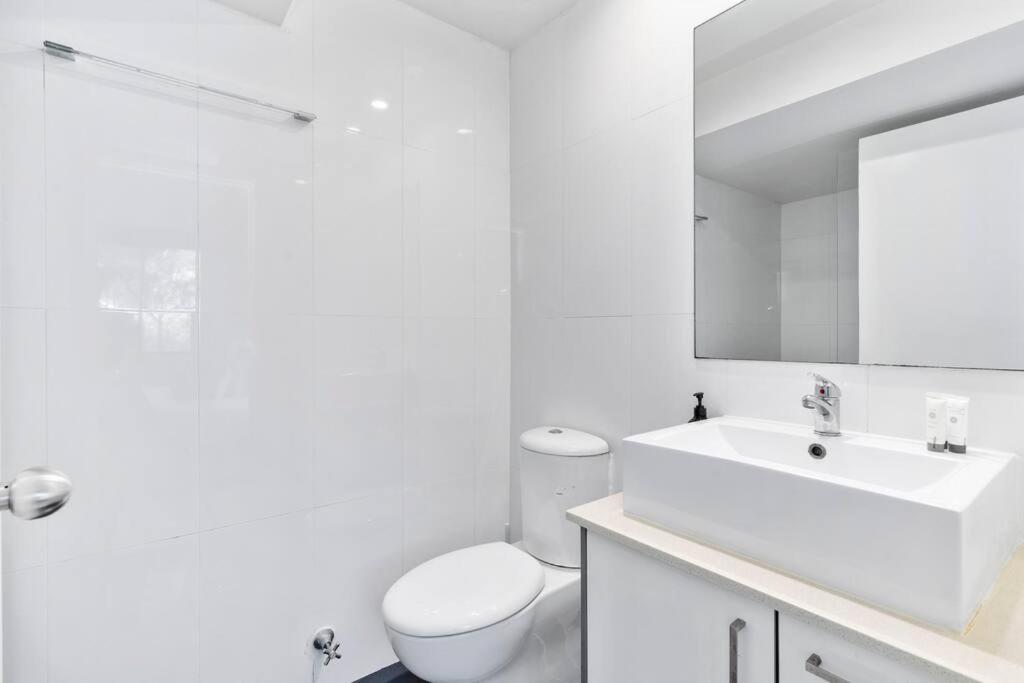 Apartment Surfers Paradise Beachside Retreat